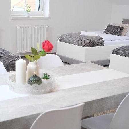 Apartmany Na Kovarne Rajov Zlata Koruna Екстер'єр фото